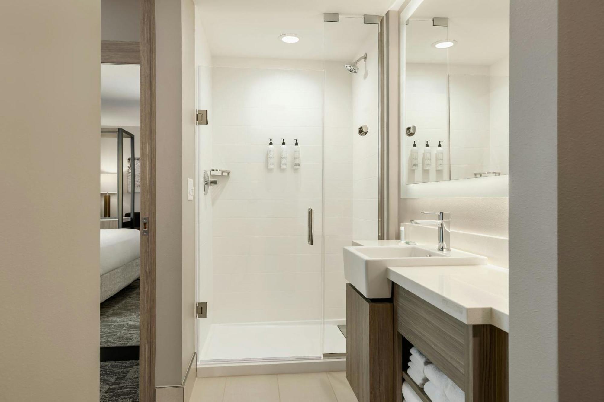 Springhill Suites By Marriott Fargo Exterior foto